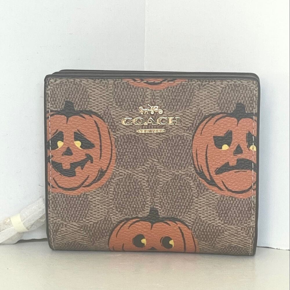 Coach CCR19 Halloween Pumpkin Signature Snap Wallet